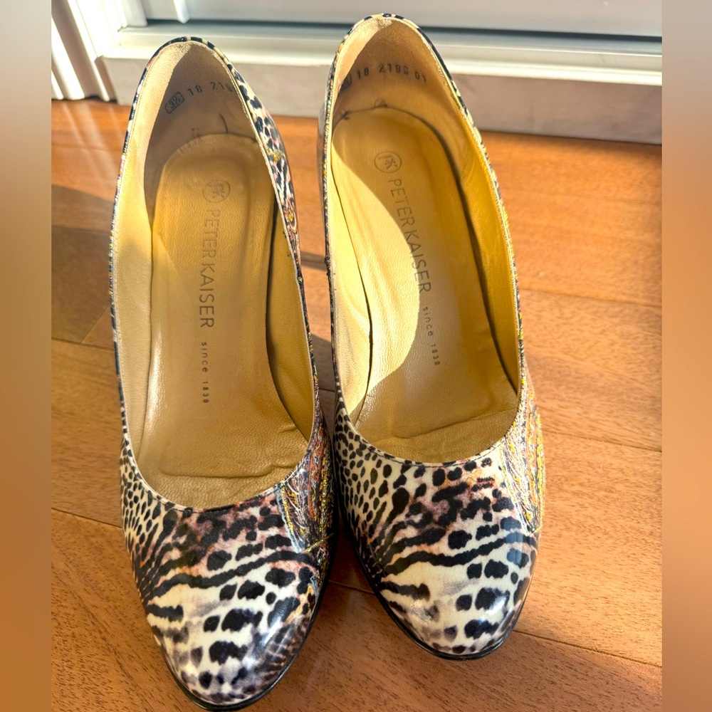Peter Kaiser Leopard Print Heels Women’s size 7 1/2